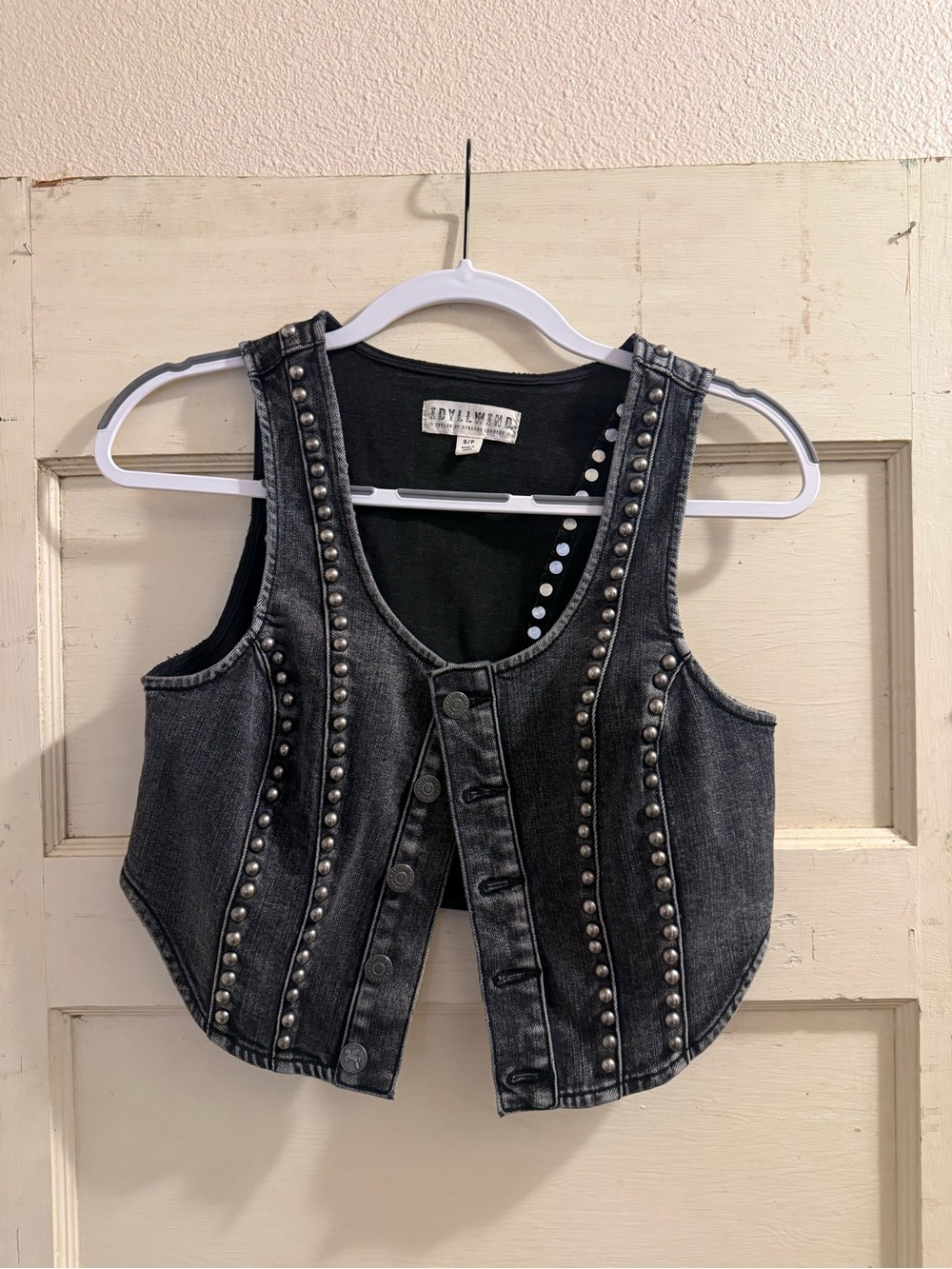 Idyllwind Black Studded Denim Vest – Size Small